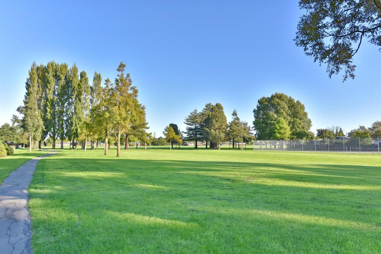 Northcote Motor Lodge Christchurch Exterior photo